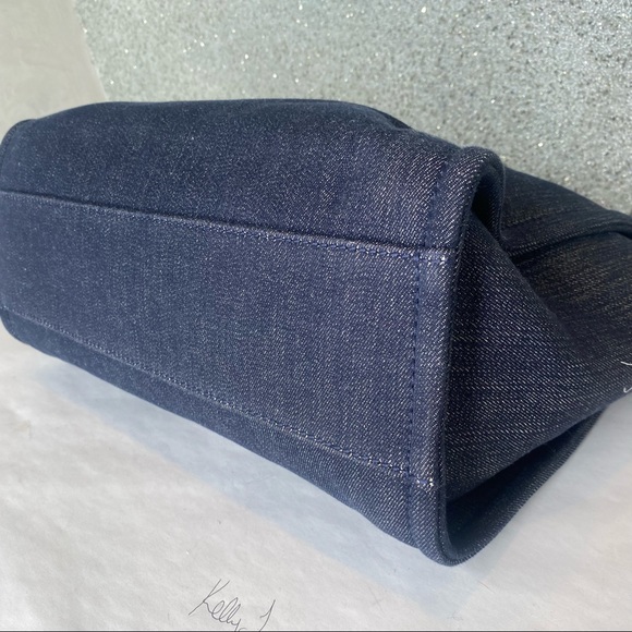 ❤️ SOLD Chanel Small Denim Blue Deauville Tote with gold hardware - Picture 16 of 16